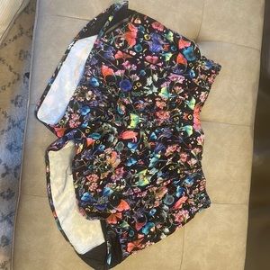 Lulu shorts